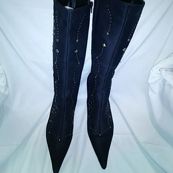 Suede Black Boots - Picture 2 of 3